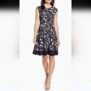 NIC & ZOE Melody Fit & Flare Dress | Navy Abstract Print | Sleeveless A-Line - M